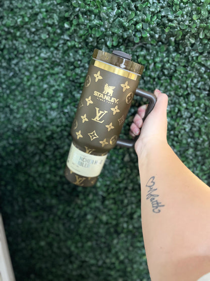 LV Stanley Dpe 40 oz (Brown or Black)